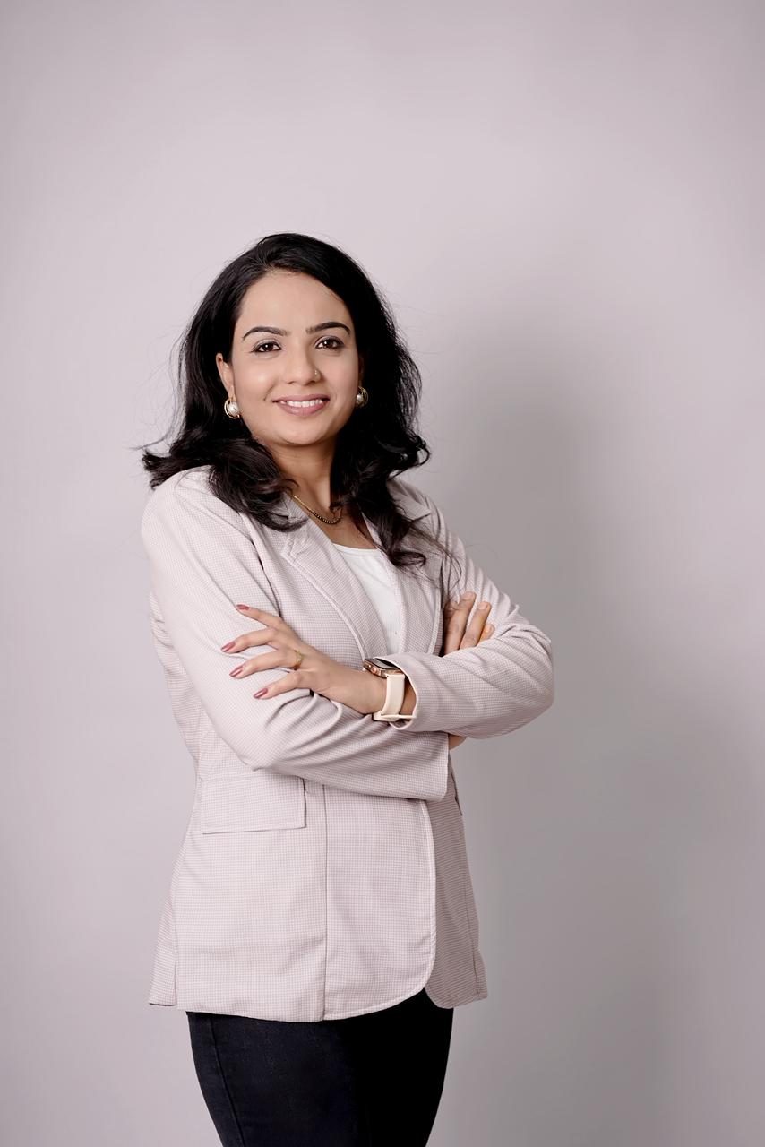 Kanchan Gadakh - Professional Anchor & Trainer